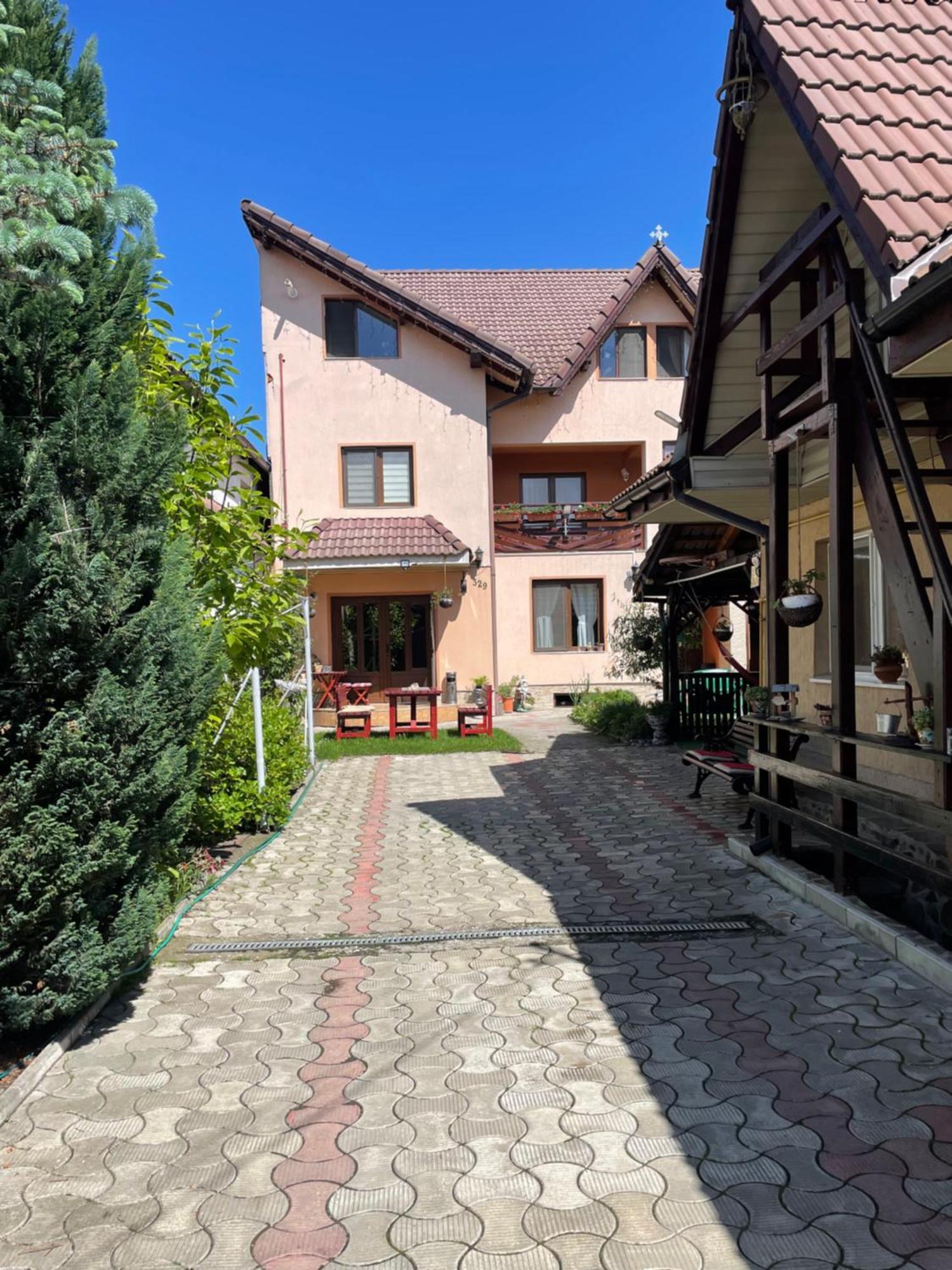 Апартаменты Casa Nicoladis Зэрнешти Экстерьер фото